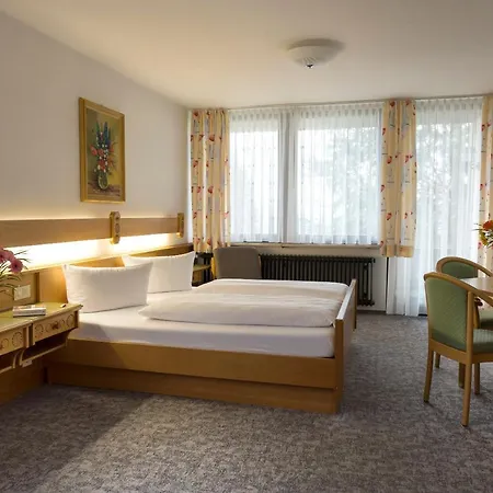 Hotel Dreisonnenberg 3*